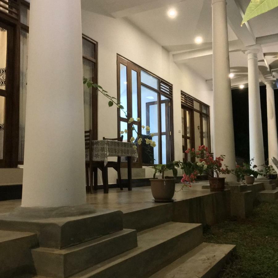 Villa Kaetana Lanka Unawatuna Buitenkant foto
